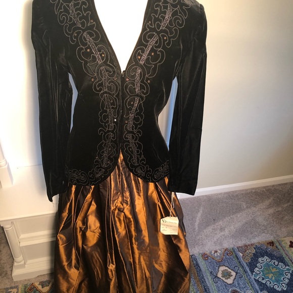Vintage Dior 2 pc Silk/Velvet Evening Gown - Picture 7 of 8